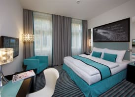 Red & Blue Design Hotel Prague 5