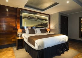 Le Monde Hotel 5