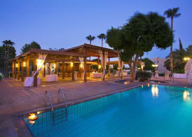 Ajax Hotel 3