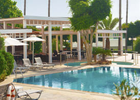 Ajax Hotel 4