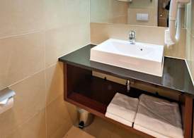 Desilva Inn Katowice Airport 5