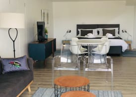 Karee Manor Guesthouse 5