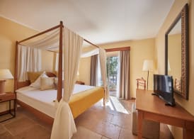 Pula Suites Boutique Resort 4