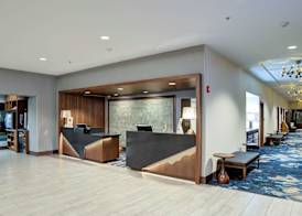 DoubleTree by Hilton Harrisonburg 3