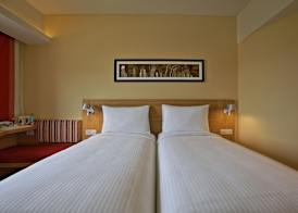 ibis Gurgaon Golf Course Road - An Accor Brand 5