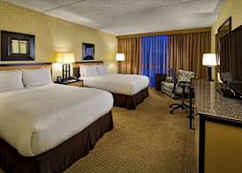 DoubleTree by Hilton Chicago - Arlington Heights 5