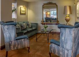Dooley's Hotel 3