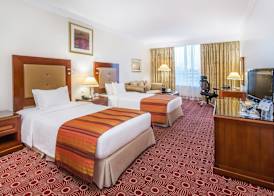 Sunday Hotel Holiday International Dubai 4