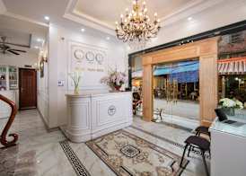 TrangTrang Premium Hotel 2