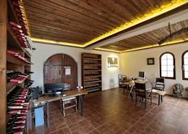 VINIFERA VINEYARDS HOTEL 4