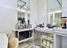 Ytt Hotel 5