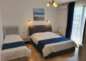 Roca Del Mar 4