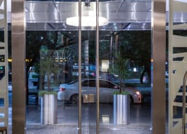 Howard Johnson Plaza by Wyndham Buenos Aires 2