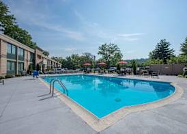 Hotel MTK Mount Kisco 3