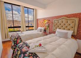 RHOUSE Cusco 4