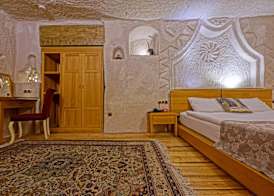 La Casa Cave 5