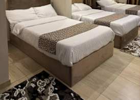 Hur Pyramids Inn 3