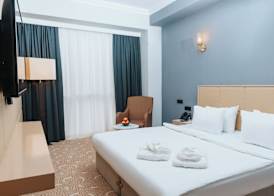 CONGRESS Hotel 4