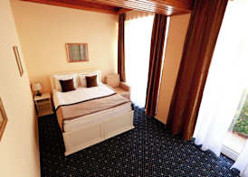 East Legend Hotel 4
