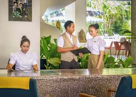 Viroth's Hotel 2