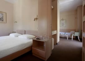 Abc Hotel 3