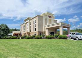 Hampton Inn Covington VA 3