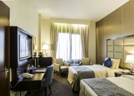Howard Johnson Bur Dubai 5