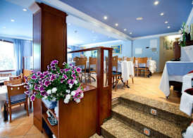 Hotel Montané 5