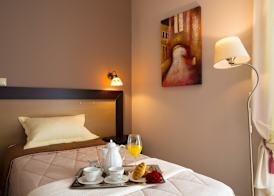 Kyparissia Beach Hotel 5