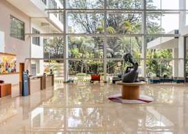 Radisson Blu Plaza Hotel Hyderabad Banjara Hills 5