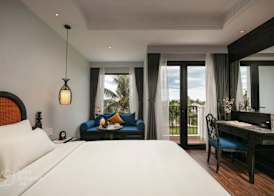 Shining Riverside Hoi An Boutique & Spa 5