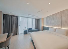 Hotel Aqua Palace 5