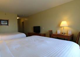 Days Inn & Suites by Wyndham Thompson 5