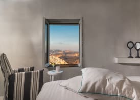 Mythical Blue Luxury Suites 4