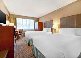 Best Western Plus Barclay Hotel 5