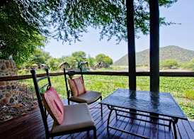 Tau Game Lodge 4