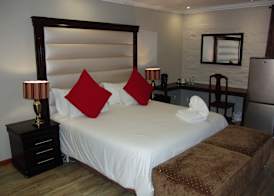 African Moon Corporate House 5