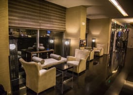 Saffron Boutique Hotel 3