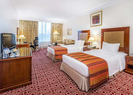 Sunday Hotel Holiday International Dubai 3