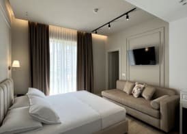 Seaside Hotel 5