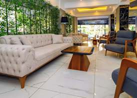 Miss Cleopatra Hotel 5