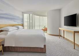 Crowne Plaza Zhuhai City Center by IHG 5