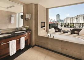 Shangri-La Jakarta 4