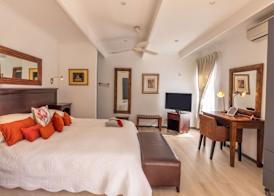 Cape Pillars Boutique Hotel 4