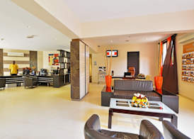 Protea Hotel by Marriott Kampala 2