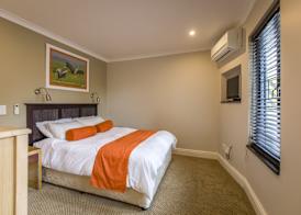 Orange Inn Knysna 5