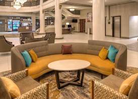 DoubleTree by Hilton Utica 5