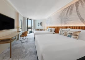 Amora Hotel Brisbane 4