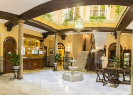 Hotel Reina Cristina 2