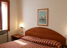 Golf Hotel 4